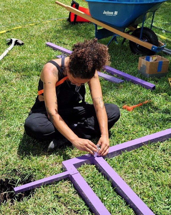 [6] GeoVanna Gonzalez preparing for the unveiling of her public sculpture.png