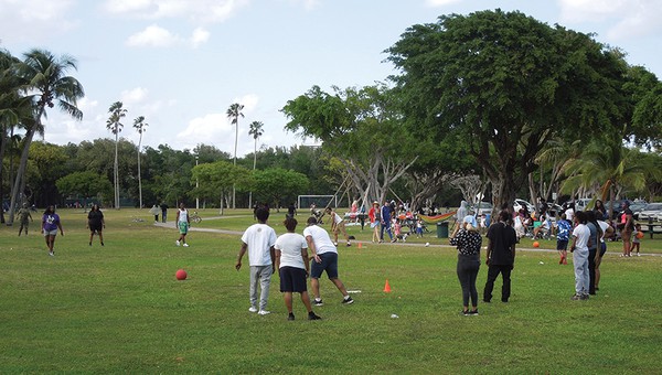 Sports in the park DSCN5095.jpg