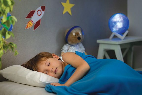 happy-child-sleeping-at-home-2022-02-22-06-53-19-utc.jpg