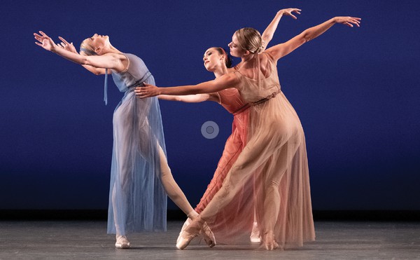 New_Madison McDonough, Dawn Atkins and Petra Love in Antique Epigraphs. Choreography by Jerome Robbins. Photo Christopher Duggan; courtesy of Jacob-s Pillow..png