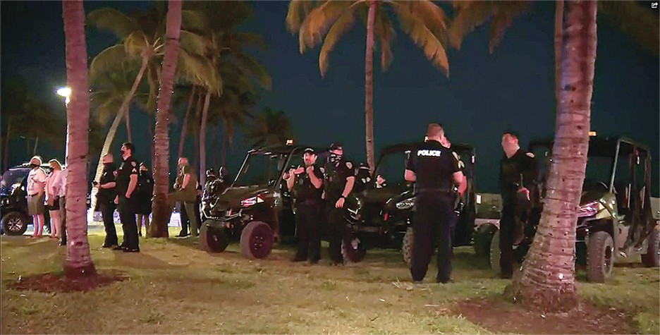 Local10 News  Police departments from three jurisdictions decended on South Beach over the weekend to restore order..jpg